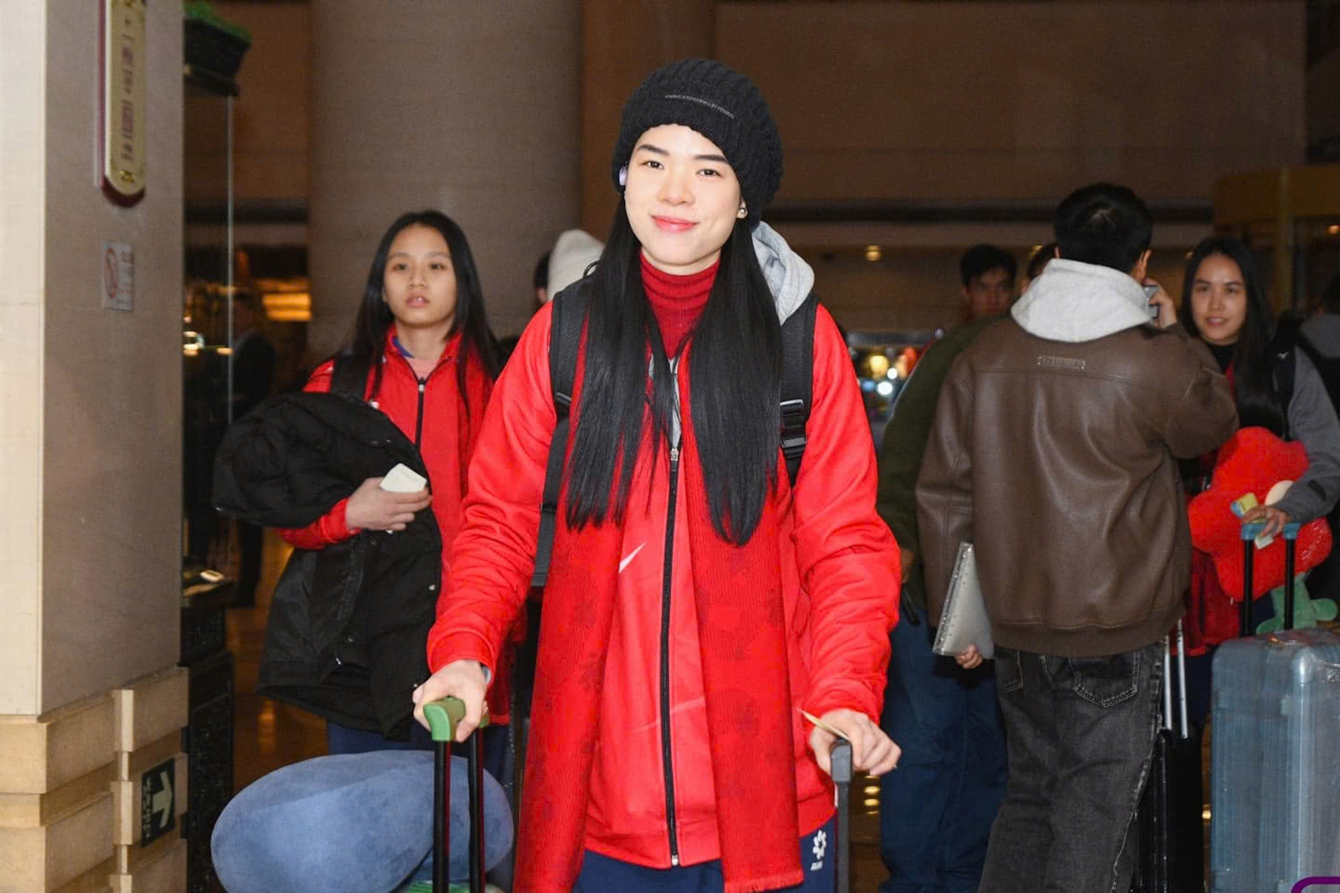 Nhan sắc hoa khôi cầm cờ cho đoàn thể thao Việt Nam tại SEA Games 33- Ảnh 8.