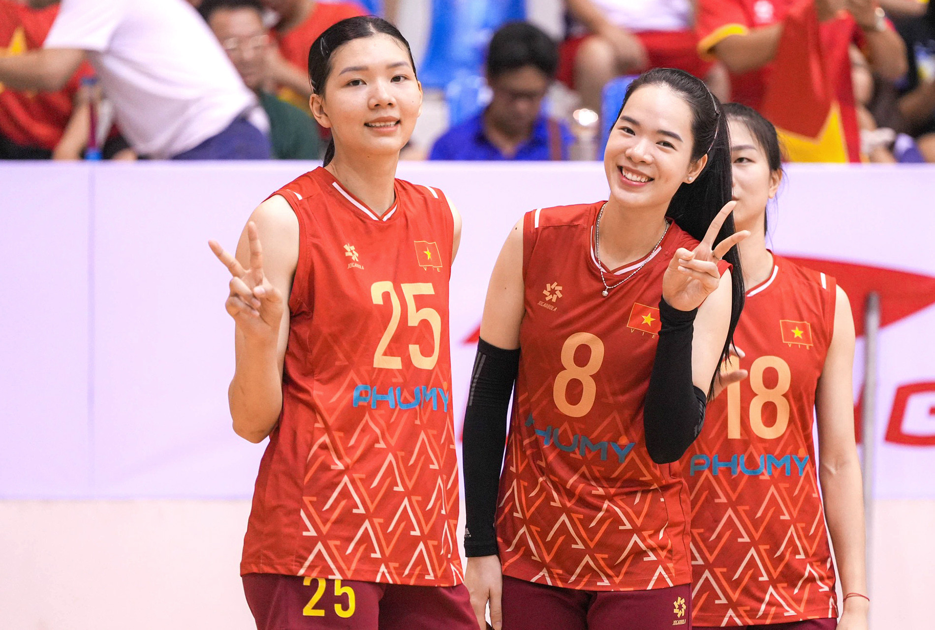Nhan sắc hoa khôi cầm cờ cho đoàn thể thao Việt Nam tại SEA Games 33- Ảnh 2.