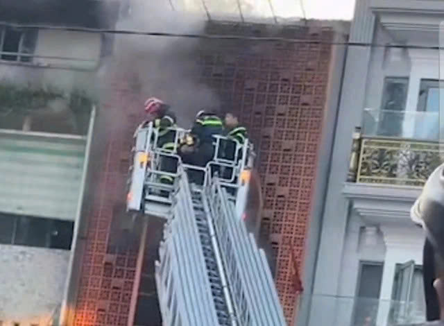 Cháy quán ăn ở trung tâm TP. Hồ Chí Minh lúc rạng sáng, 4 người tử vong do ngạt khói - Ảnh 1.