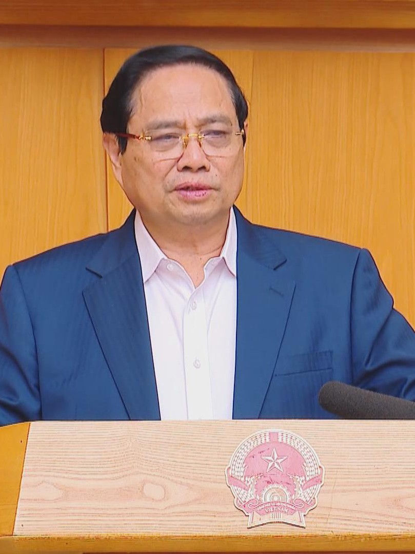 Việt Nam vững vàng trong bối cảnh bị "tác động kép"