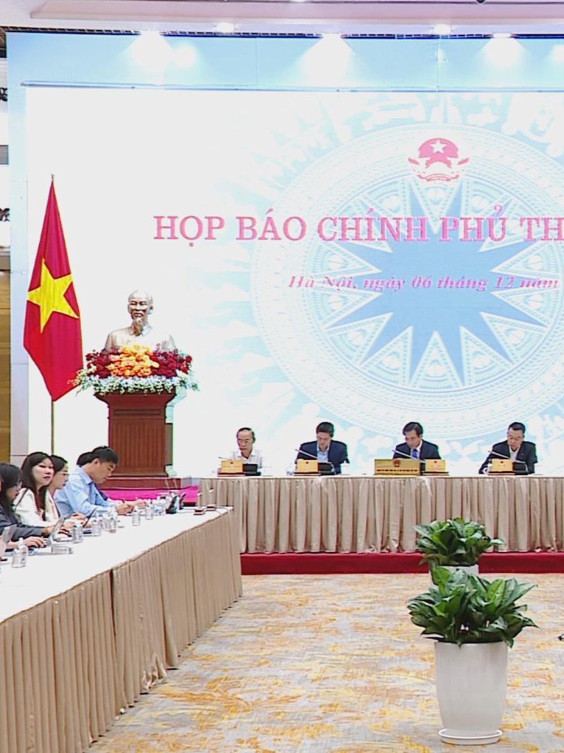 Tăng tốc hỗ trợ người dân và doanh nghiệp sau bão lũ