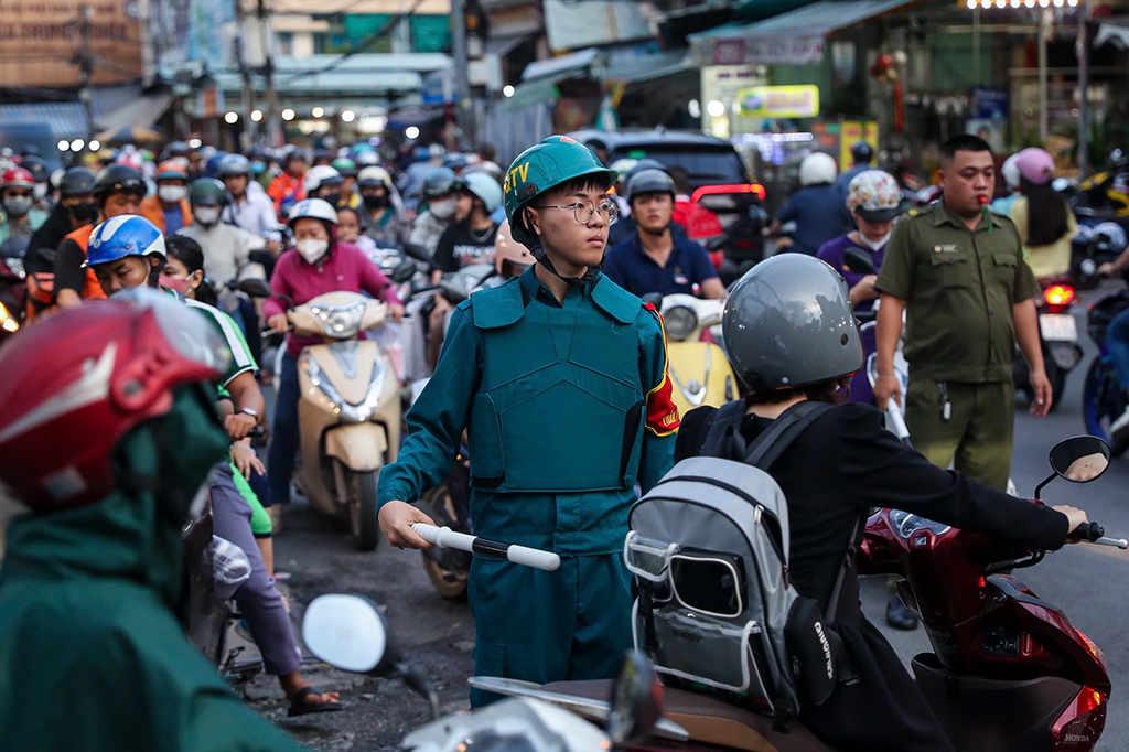 TP.HCM tổng lực giải quyết ùn tắc - Ảnh 1.