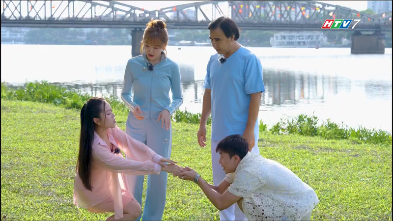 Lâm Vỹ Dạ muốn hóa thân "công chúa 16 tuổi" nhưng bất thành- Ảnh 1. Lâm Vỹ Dạ muốn hóa thân "công chúa 16 tuổi" nhưng bất thành- Ảnh 1.