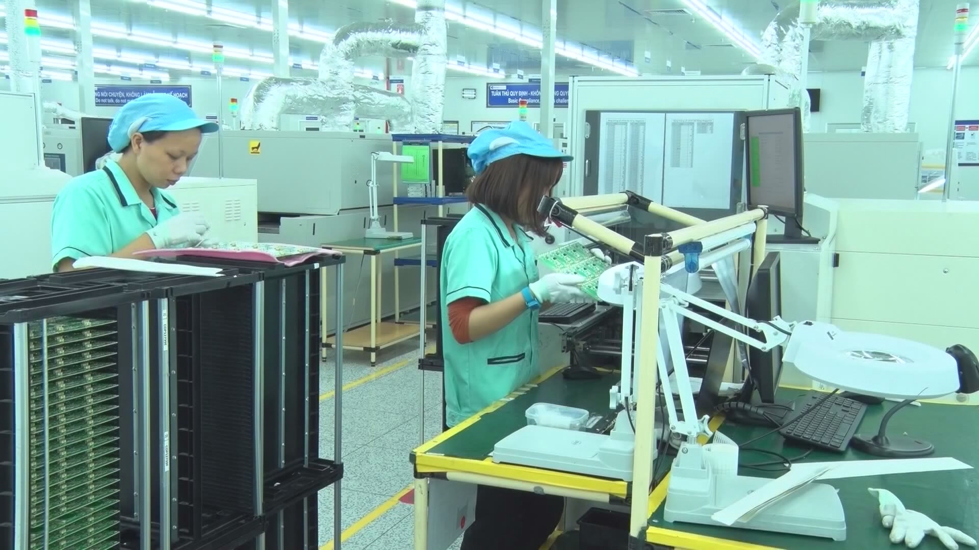 Doanh nghiệp và bài toán chuyển đổi xanh: Nhận thức có nhưng hành động còn chậm- Ảnh 3.