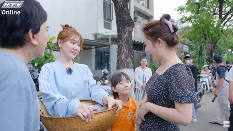 Doanh số cao, Hari Won trở thành "Đại sứ hàng lụa Mã Châu"- Ảnh 4.