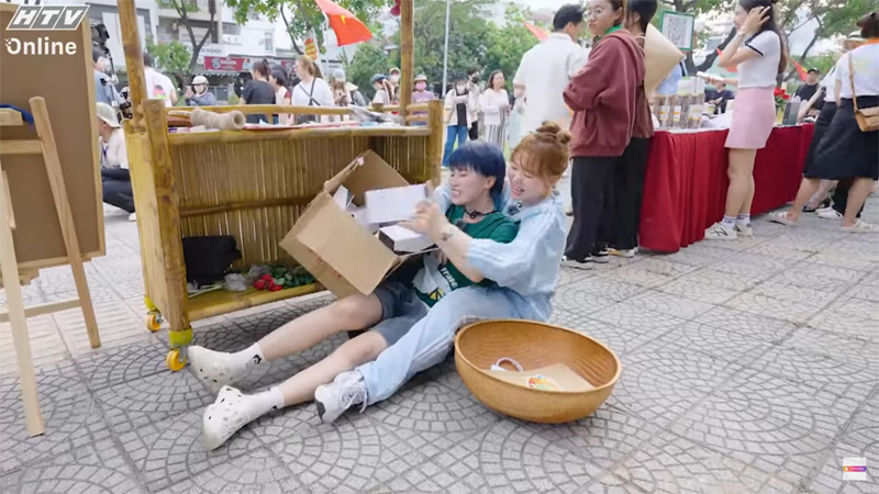 Doanh số cao, Hari Won trở thành "Đại sứ hàng lụa Mã Châu"- Ảnh 7.