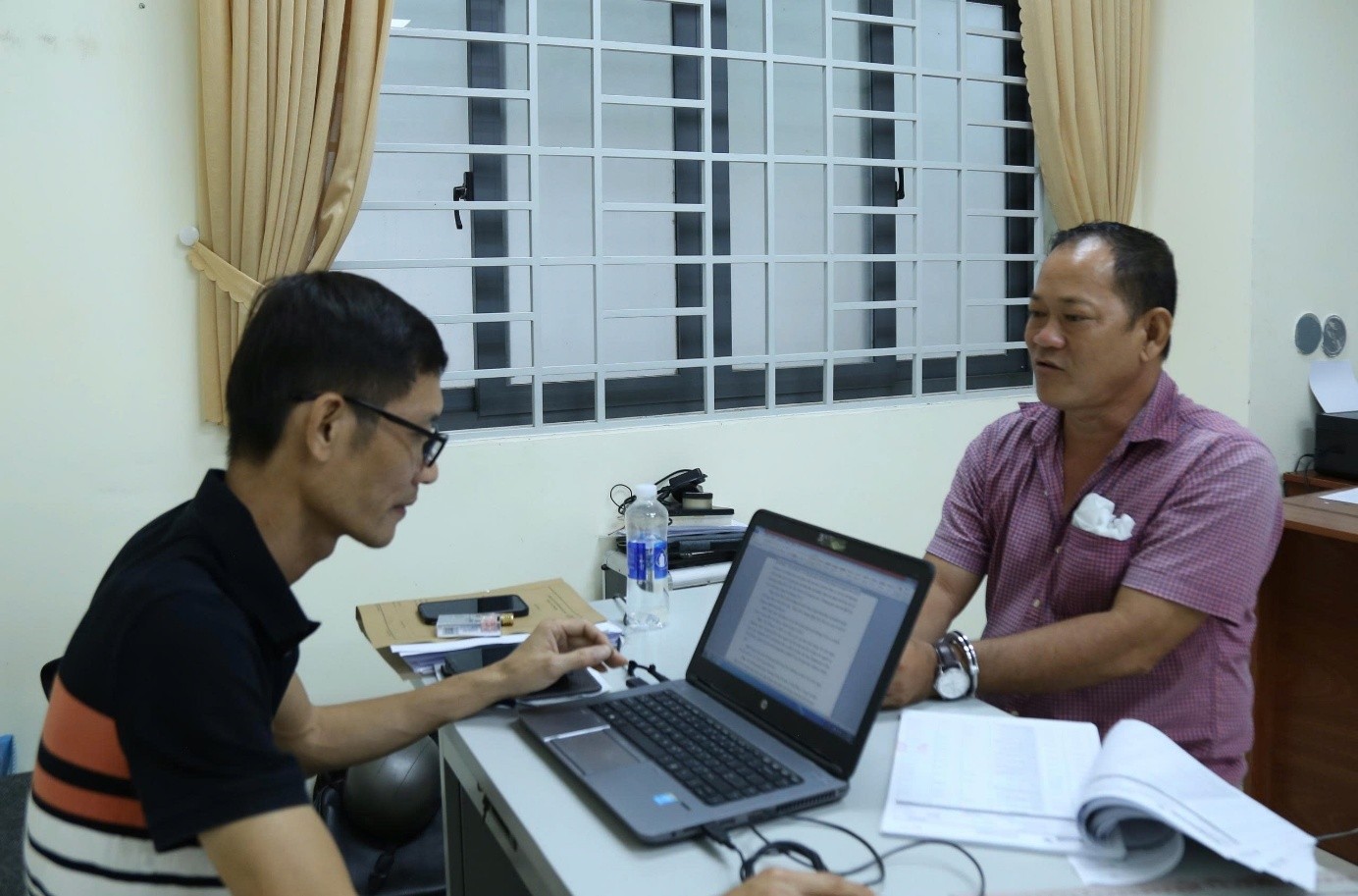 Bắt giữ 6 đối tượng khai thác cát trái phép trên sông Đồng Nai- Ảnh 4. Bắt giữ 6 đối tượng khai thác cát trái phép trên sông Đồng Nai- Ảnh 4.
