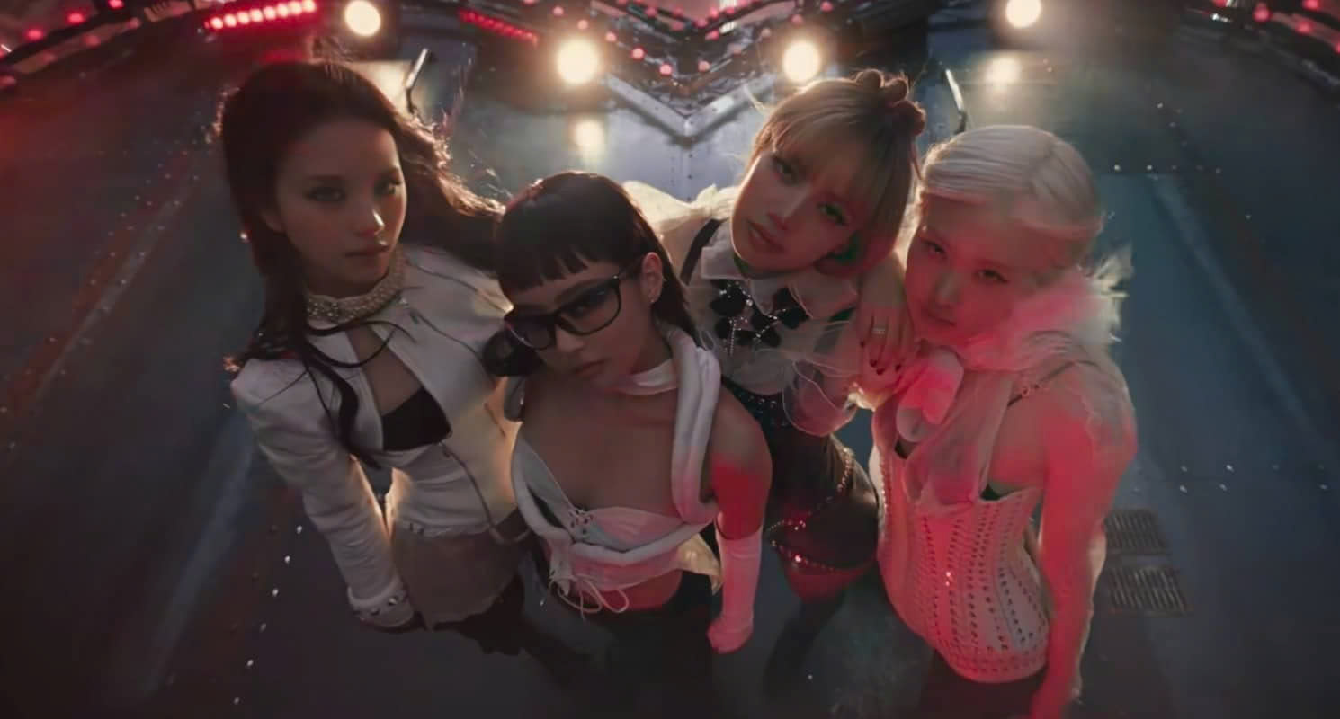 MV Jump của BlackPink càn quét bảng xếp hạng âm nhạc toàn cầu- Ảnh 2. MV Jump của BlackPink càn quét bảng xếp hạng âm nhạc toàn cầu- Ảnh 2.