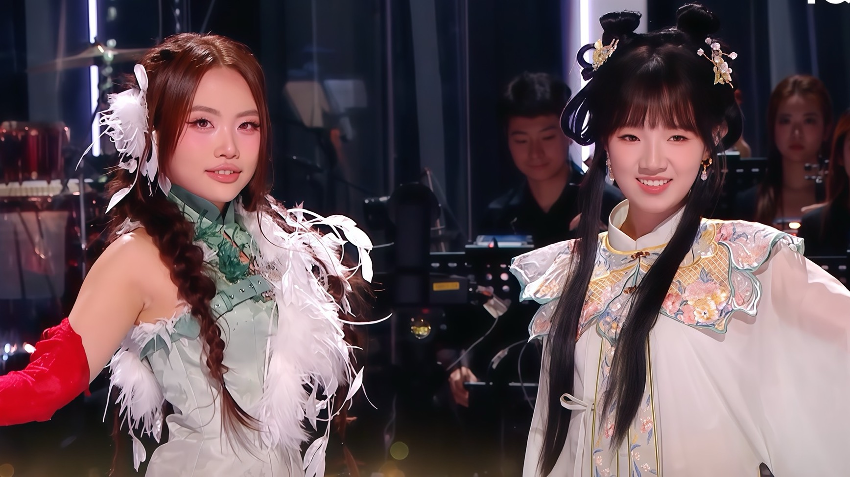 Phương Mỹ Chi hát cải lương, tiếp tục gây chú ý ở show quốc tế- Ảnh 3. Phương Mỹ Chi hát cải lương, tiếp tục gây chú ý ở show quốc tế- Ảnh 3.