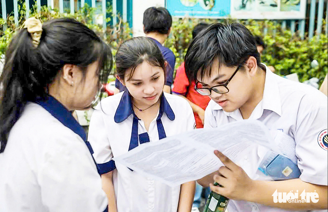 9 thí sinh đạt điểm tuyệt đối 30/30 thi tốt nghiệp THPT 2025- Ảnh 1. 9 thí sinh đạt điểm tuyệt đối 30/30 thi tốt nghiệp THPT 2025- Ảnh 1.