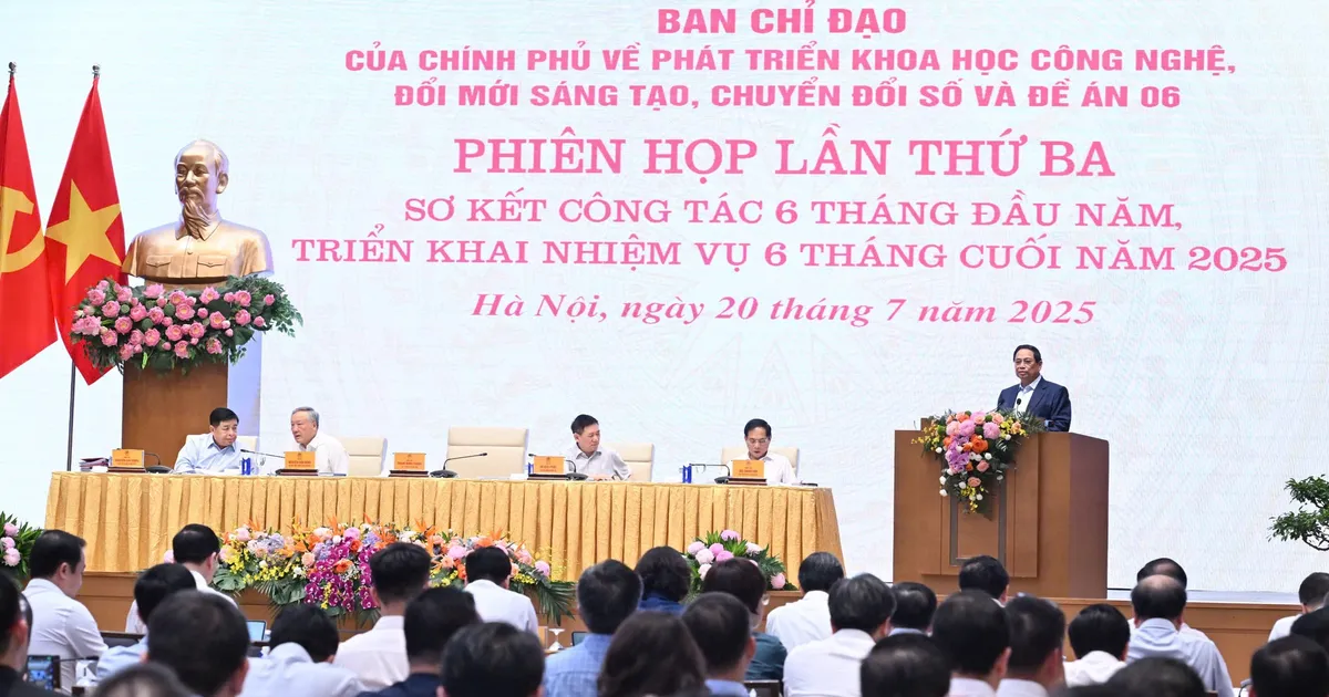 Bố trí ít nhất 3% tổng chi ngân sách để phát triển KH-CN, đổi mới sáng tạo, chuyển đổi số