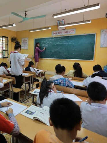Xử phạt nặng hành vi xâm phạm uy tín, danh dự nhà giáo theo quy định mới