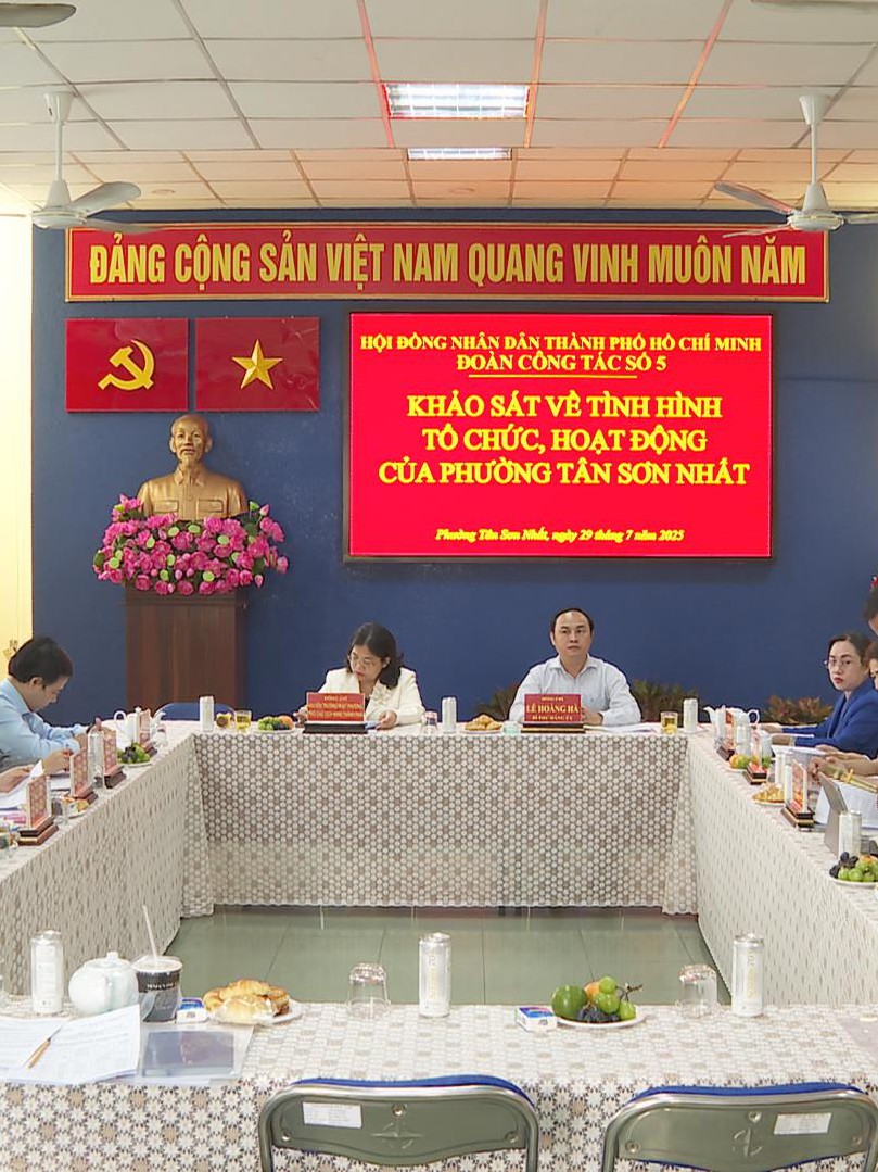 Đoàn công tác HĐND TP.HCM khảo sát hoạt động tại phường Tân Sơn Nhất