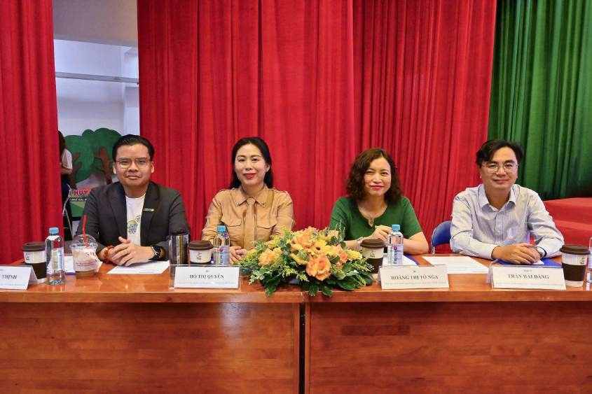 Cuộc thi "Sáng tạo vì tương lai 2025 - The Next Innovator 2025" chính thức khép lại với màn tranh tài bùng nổ của các nhà khoa học nhí. - Ảnh 3.