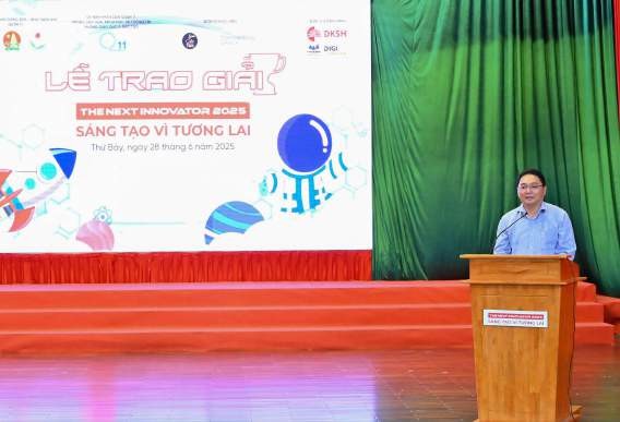 Cuộc thi "Sáng tạo vì tương lai 2025 - The Next Innovator 2025" chính thức khép lại với màn tranh tài bùng nổ của các nhà khoa học nhí. - Ảnh 11.