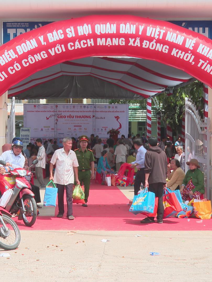 Lan tỏa yêu thương, tri ân người có công tại Vĩnh Long