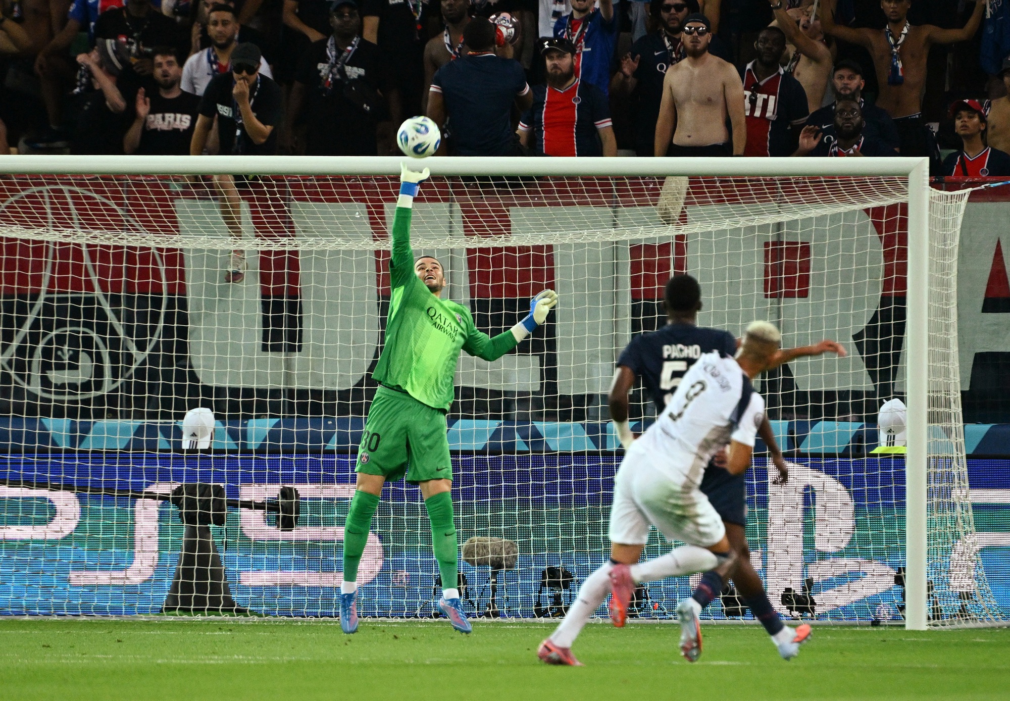 Canh bạc của HLV Enrique thắng lớn, PSG đánh bại Tottenham để giành Siêu cúp châu Âu- Ảnh 5.