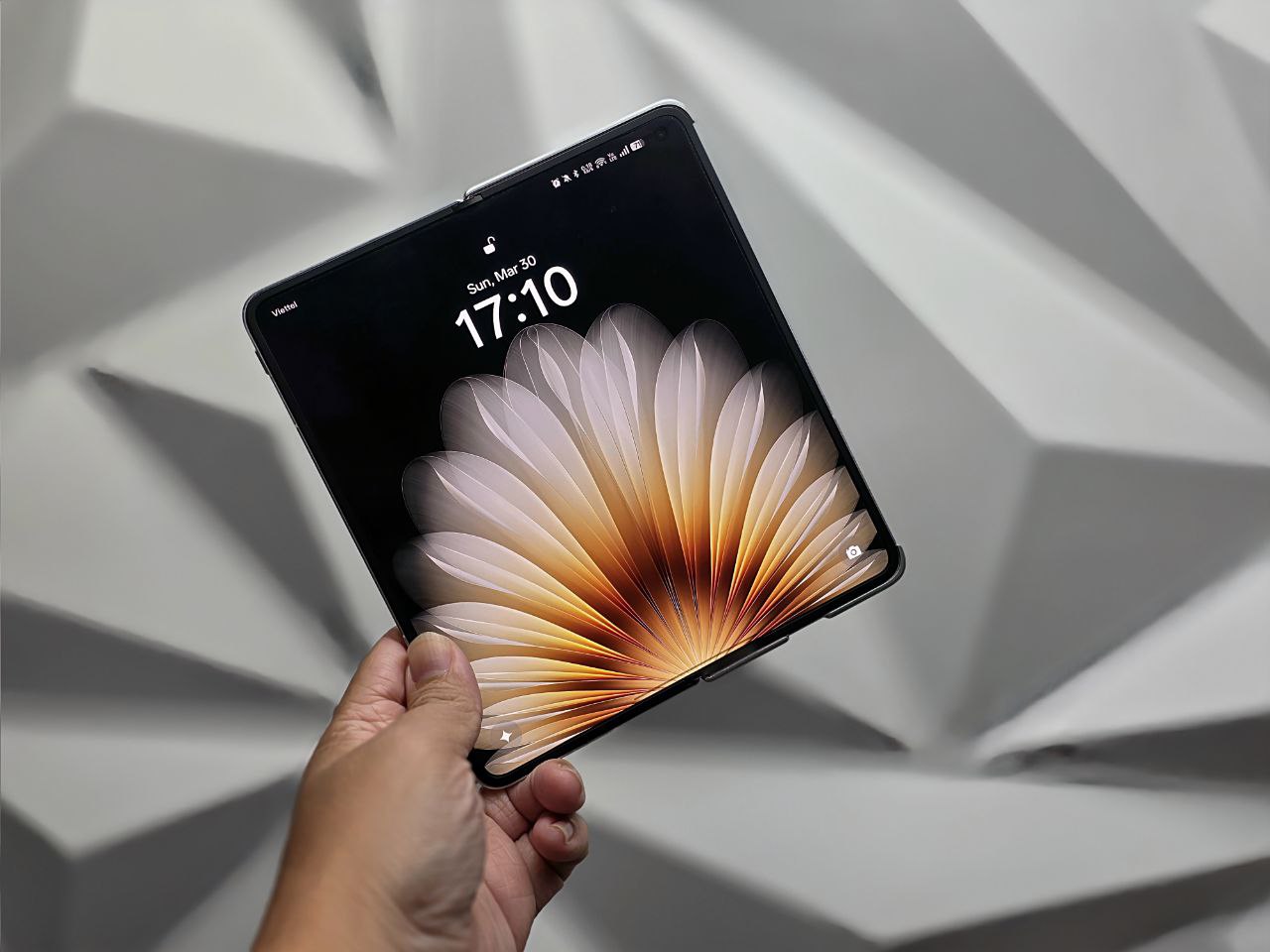 Galaxy Z Fold7 thắng áp đảo trong bình chọn smartphone cao cấp nửa đầu 2025 - Ảnh 4.