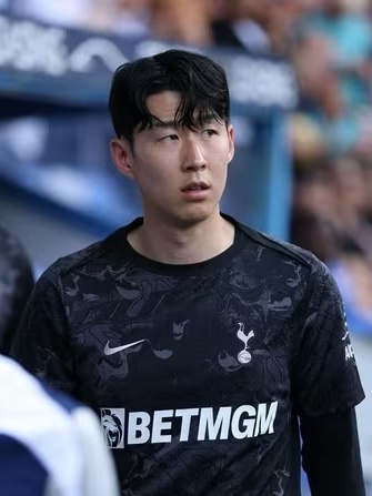 Son Heung-min xác nhận sẽ chia tay Tottenham sau 10 năm gắn bó
