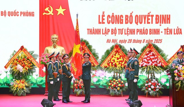 Bộ Quốc phòng công bố quyết định thành lập Bộ tư lệnh Pháo binh - Tên lửa - Ảnh 1.