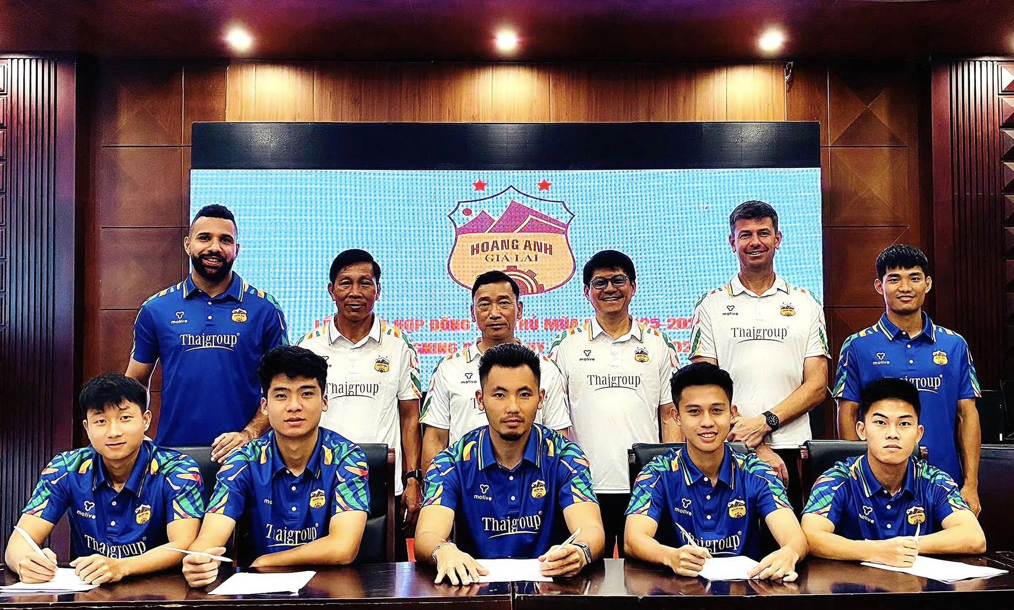 Dàn sao trẻ giúp HAGL mạnh mẽ và khó đoán ở V-League- Ảnh 2. Dàn sao trẻ giúp HAGL mạnh mẽ và khó đoán ở V-League- Ảnh 2.