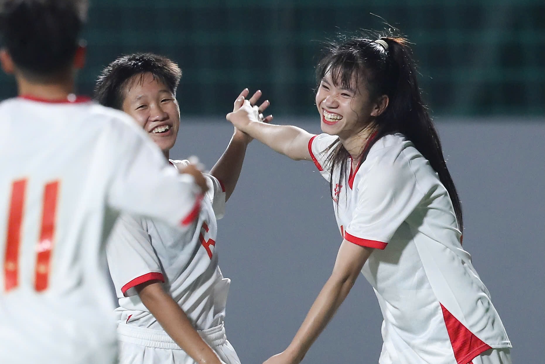U20 nữ Việt Nam chạm 1 tay vào vé dự giải Châu Á- Ảnh 1. U20 nữ Việt Nam chạm 1 tay vào vé dự giải Châu Á- Ảnh 1.