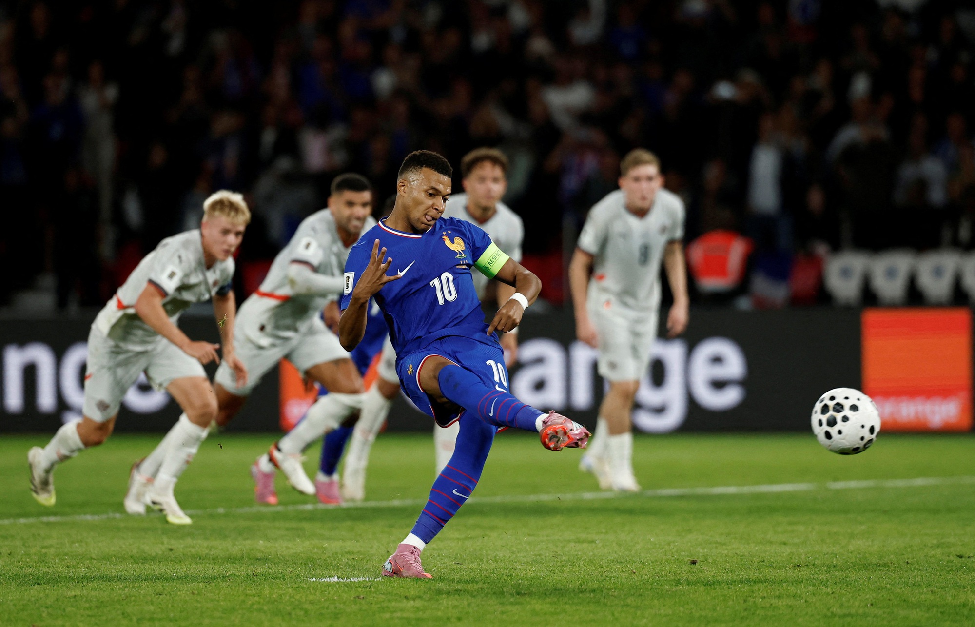 Haaland ghi 5 bàn trong 1 trận ở vòng loại World Cup - Ảnh 3.