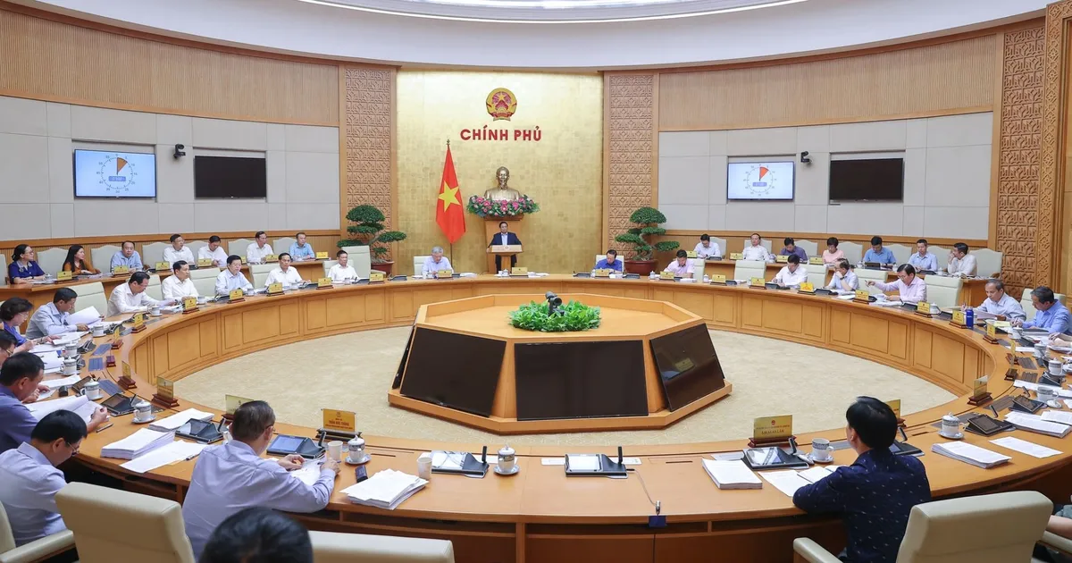 Chính phủ yêu cầu đánh giá rủi ro tiềm ẩn về lạm phát, tỷ giá, ngân hàng