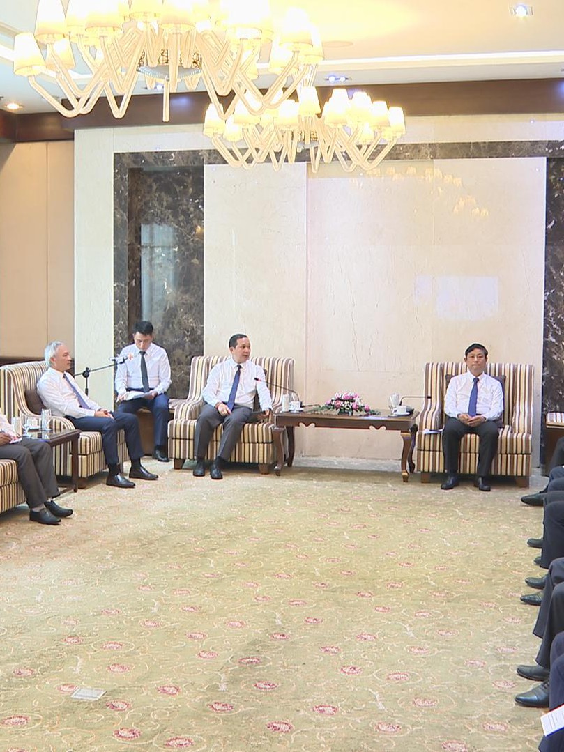 Lãnh đạo TP.HCM tiếp đoàn đại biểu Tạp chí Alunmay (Lào)