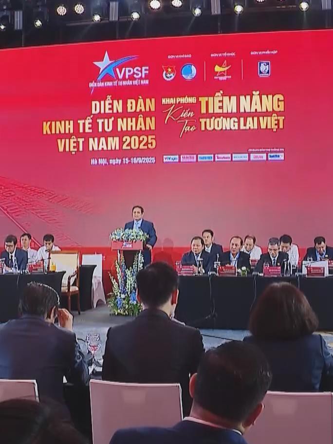 Đối thoại cấp cao VPSF 2025: Đồng hành cùng doanh nhân, thúc đẩy tăng trưởng mới