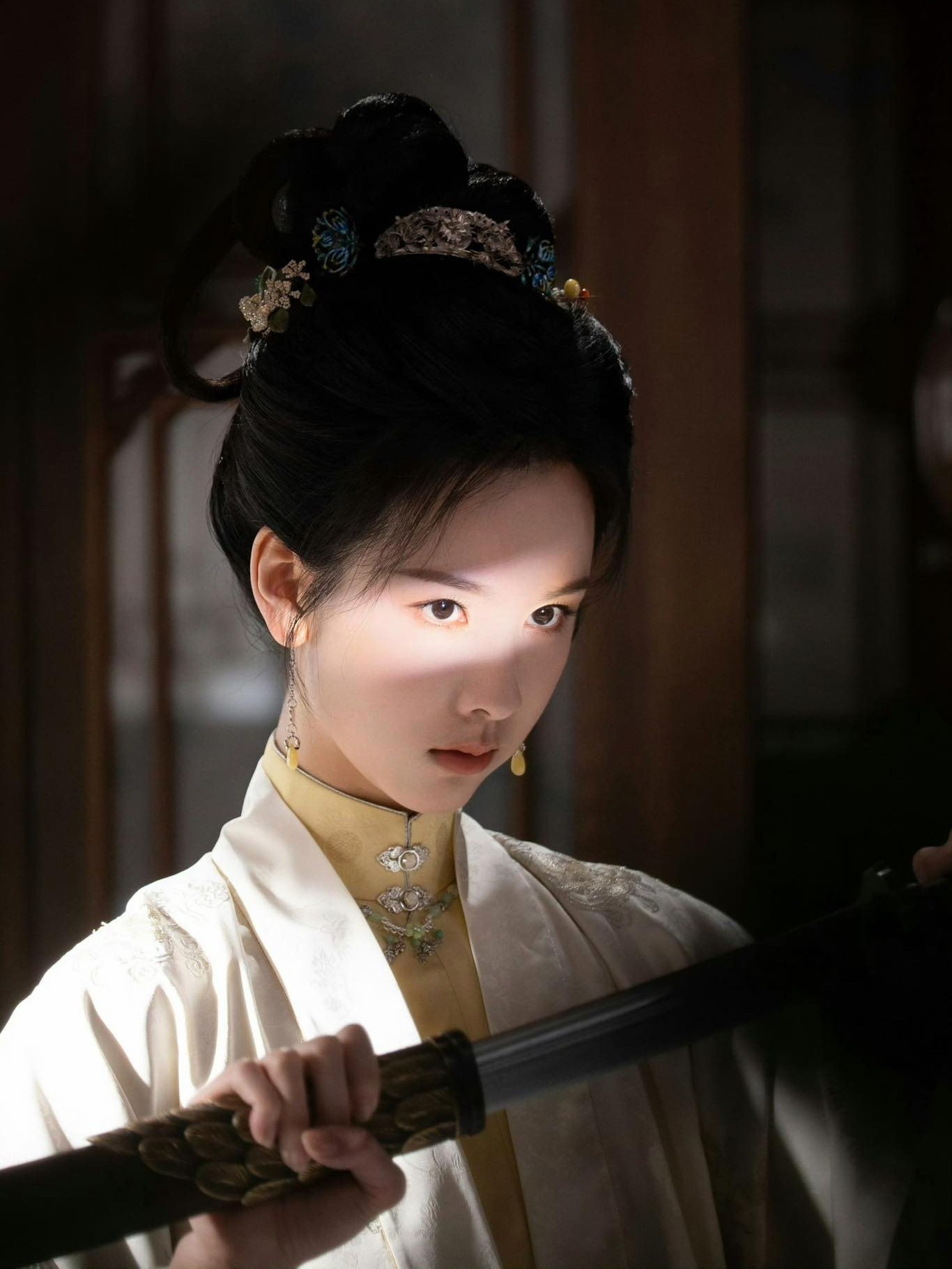 Trần Đô Linh hóa Hàn Nhạn mạnh mẽ, kiên cường trong "Quý nữ"