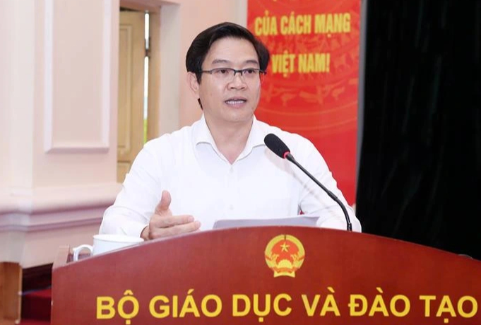 Cần tuyển mới 22.000 giáo viên để tiếng Anh thành ngôn ngữ thứ hai - Ảnh 1.