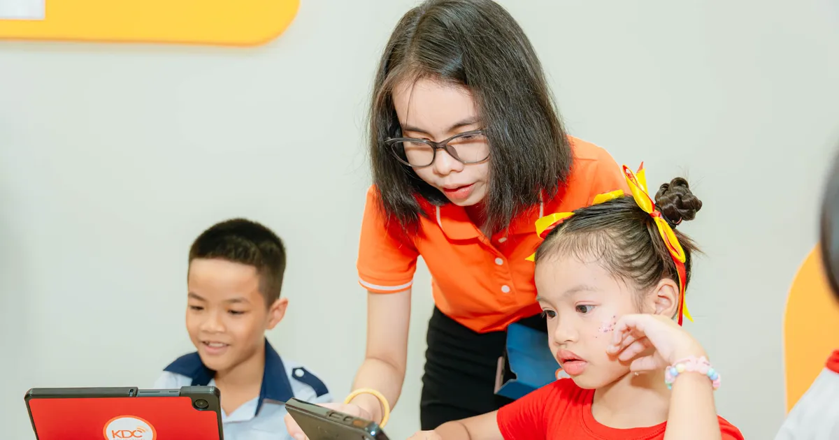 TPHCM: Khánh thành phòng học kỹ năng công dân số đầu tiên ở trường tiểu học