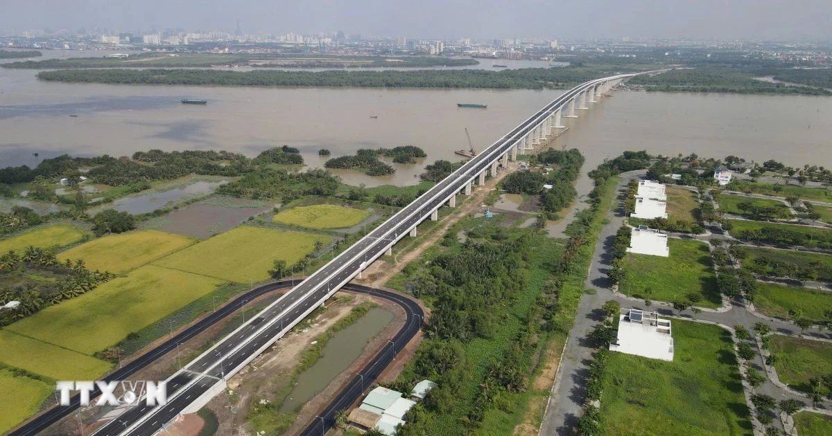 Các địa phương thúc đẩy giải ngân vốn đầu tư công, tạo động lực phát triển