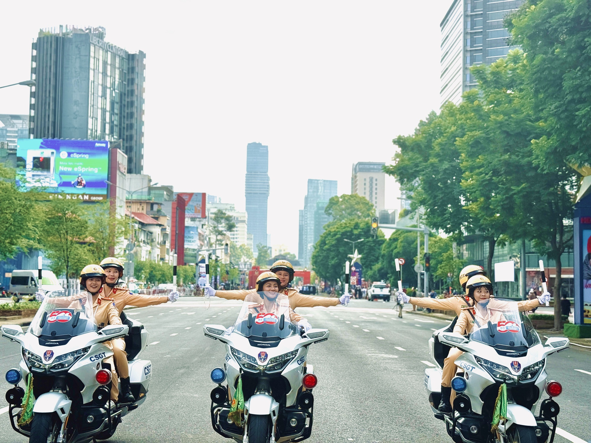 Từ nay đến ngày 8.9, người dân TP.HCM lưu thông qua đường Lê Lợi cần chú ý- Ảnh 1. Từ nay đến ngày 8.9, người dân TP.HCM lưu thông qua đường Lê Lợi cần chú ý- Ảnh 1.