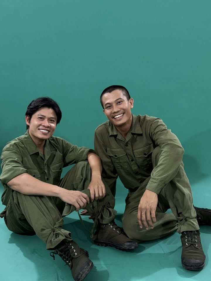 Nguyễn Văn Chung viết nhạc phim "Mưa đỏ" không hướng tới view hay thứ hạng- Ảnh 1. Nguyễn Văn Chung viết nhạc phim "Mưa đỏ" không hướng tới view hay thứ hạng- Ảnh 1.