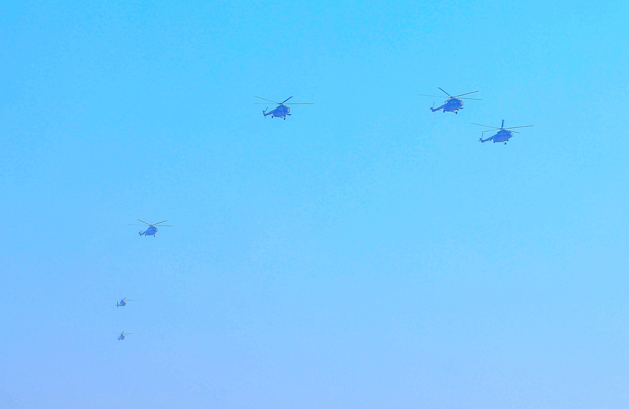 - Ảnh 10. - Ảnh 10.