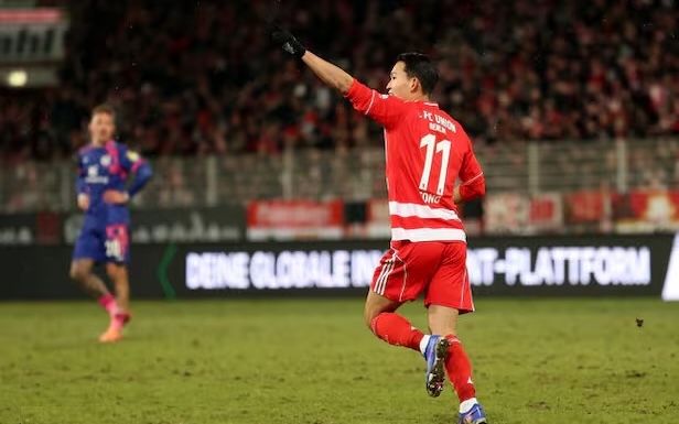 Bundesliga: Jeong Woo Yeong ghi bàn đầu tiên cho Union Berlin - Ảnh 1.