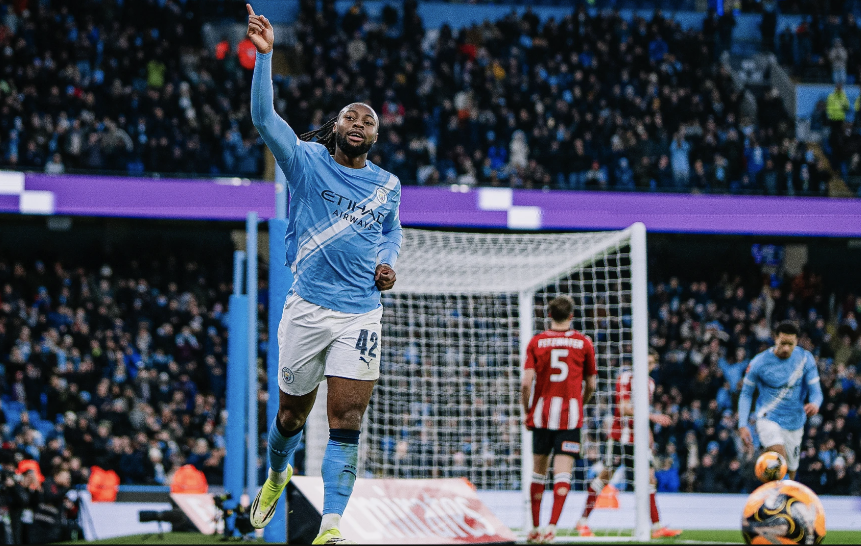 Semenyo sẽ mang điều gì đến với hàng công hùng mạnh Man City? - Ảnh 2.