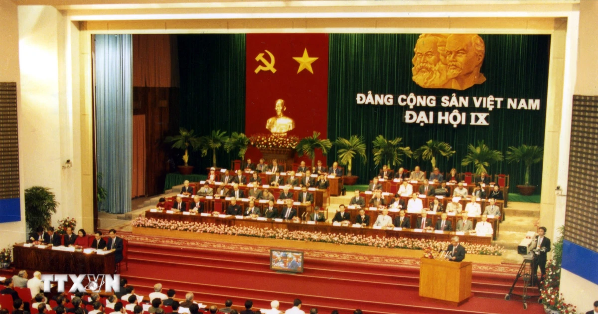 Đại hội IX của Đảng: Mở đường tiến vào thế kỷ mới, thiên niên kỷ mới