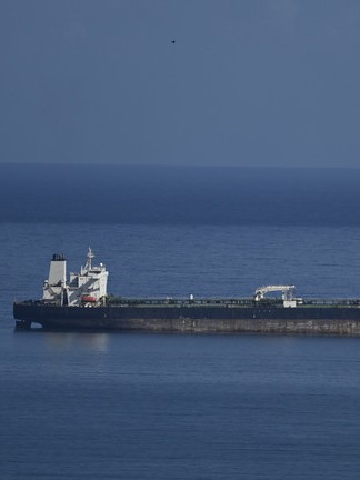 Thủ hiến Scotland phản ứng mạnh với sự xuất hiện của tàu chở dầu treo cờ Nga bị Mỹ thu giữ