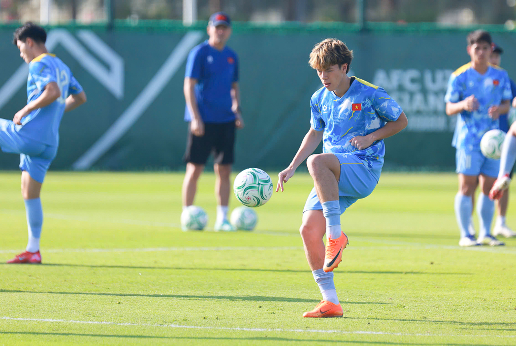 HLV Kim Sang-sik nói gì trước trận chạm trán U23 UAE? - Ảnh 3.