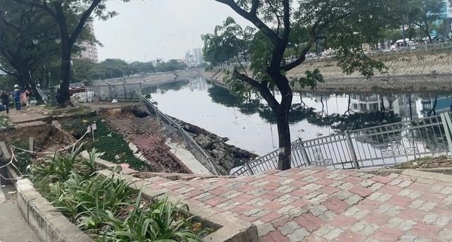 Sụt lún nghiêm trọng ven bờ kênh Tàu Hủ, TP. Hồ Chí Minh - Ảnh 1.