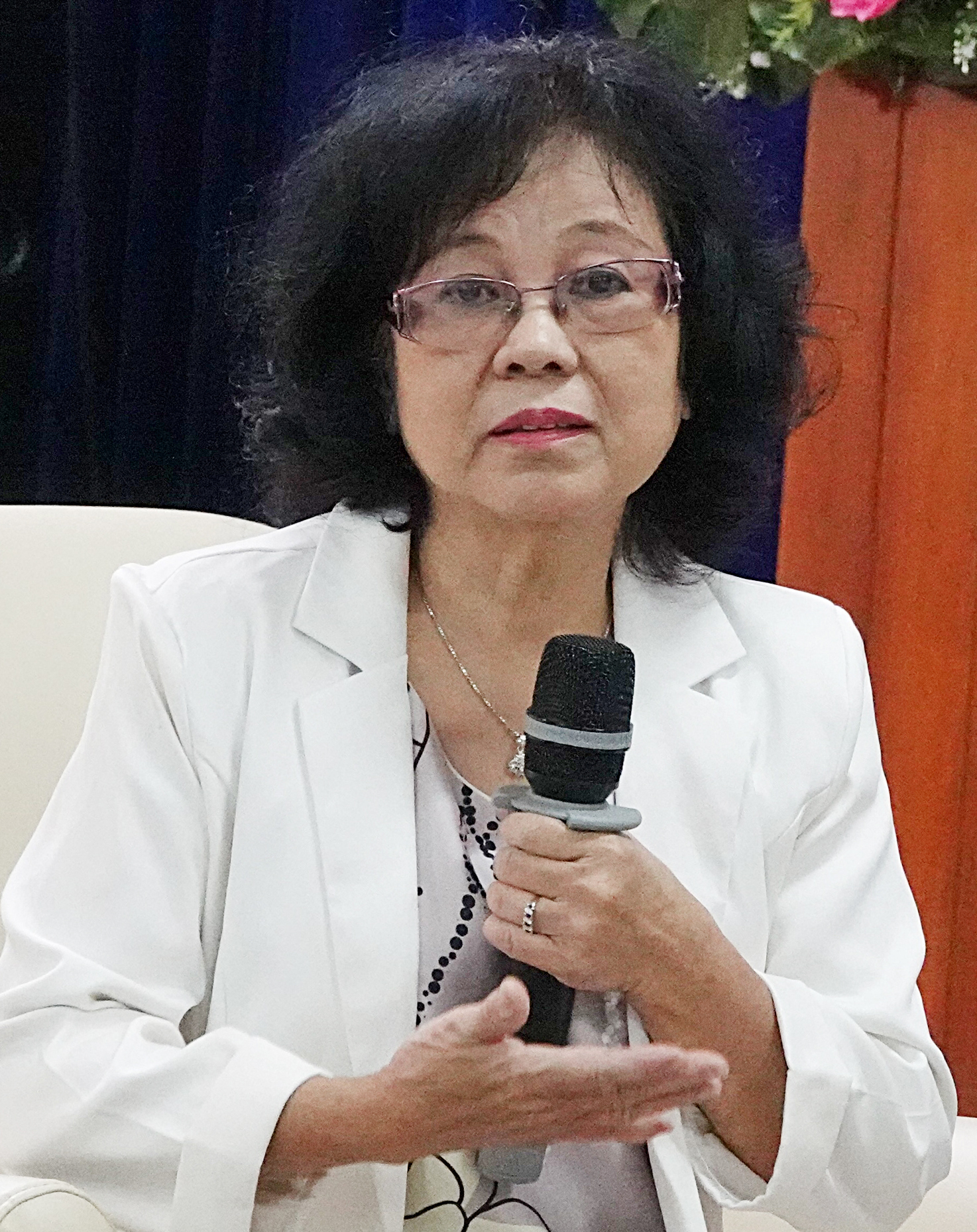 Gìn giữ di sản Trăm năm sử Việt - Ảnh 2.