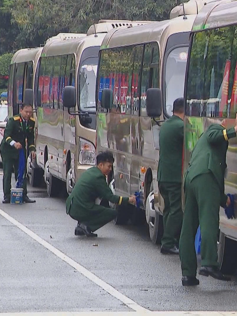 Lực lượng vận tải hoàn thành nhiệm vụ đặc biệt tại Đại hội XIV