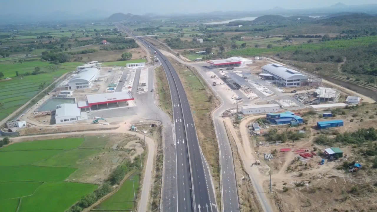 Trạm dừng nghỉ cao tốc Vĩnh Hảo – Phan Thiết mở cửa từ 26-1 - Ảnh 2.