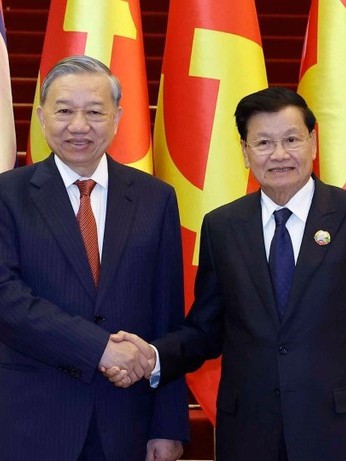Tổng Bí thư, Chủ tịch nước Lào thăm cấp Nhà nước tới Việt Nam