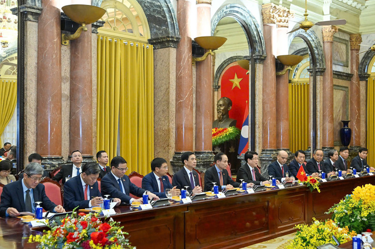 Chủ tịch nước Lương Cường hội kiến Tổng Bí thư, Chủ tịch nước Lào Thongloun Sisoulith- Ảnh 2. Chủ tịch nước Lương Cường hội kiến Tổng Bí thư, Chủ tịch nước Lào Thongloun Sisoulith- Ảnh 2.