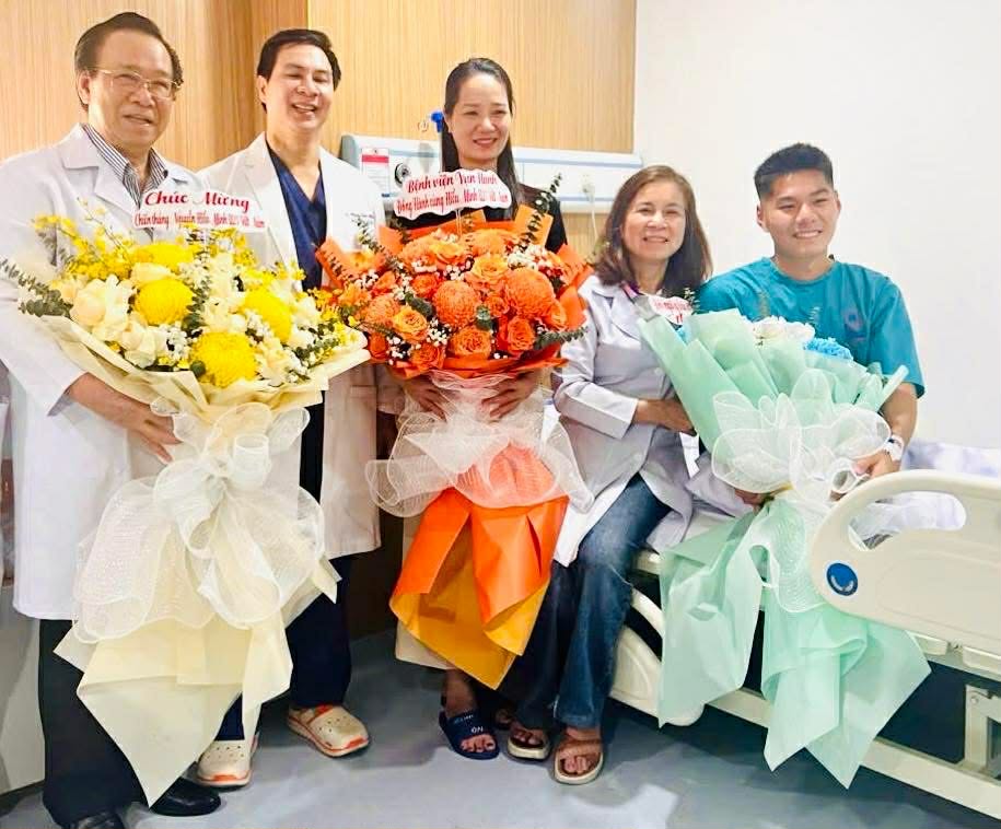 Hiểu Minh phẫu thuật thành công - Ảnh 1.