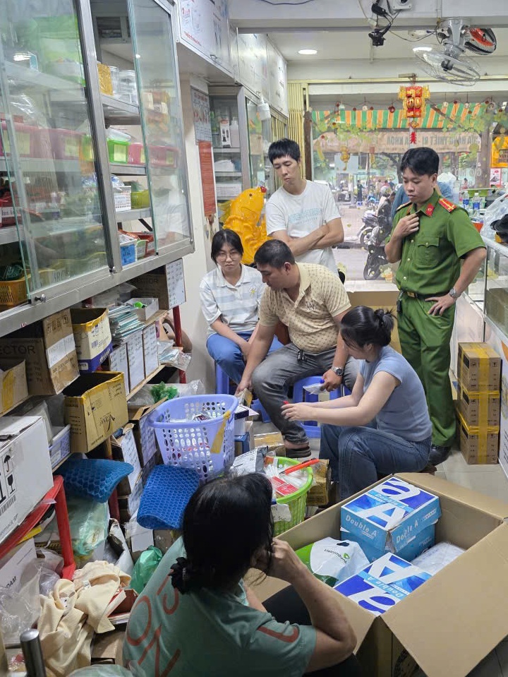 Công an TP. Hồ Chí Minh: Triệt phá đường dây sản xuất, mua bán trái phép chất độc “thạch tín” dùng trong nha khoa